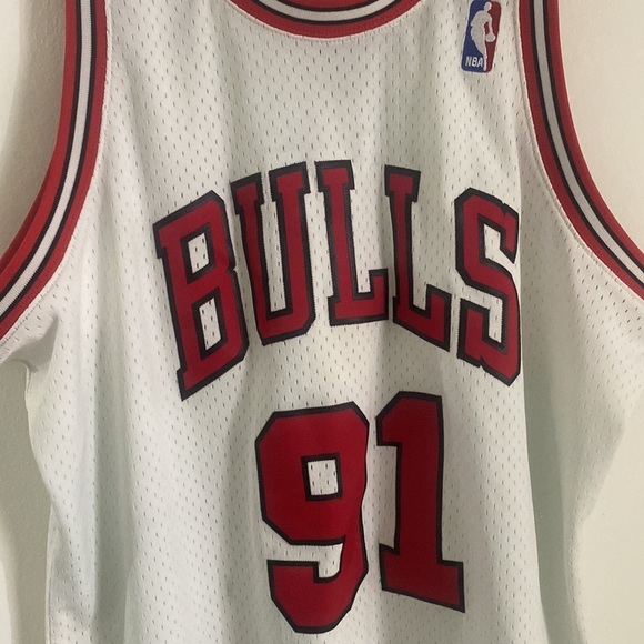 Mitchell and ness hardwood classics Dennis Rodman swing man  jersey - Picture 2 of 6